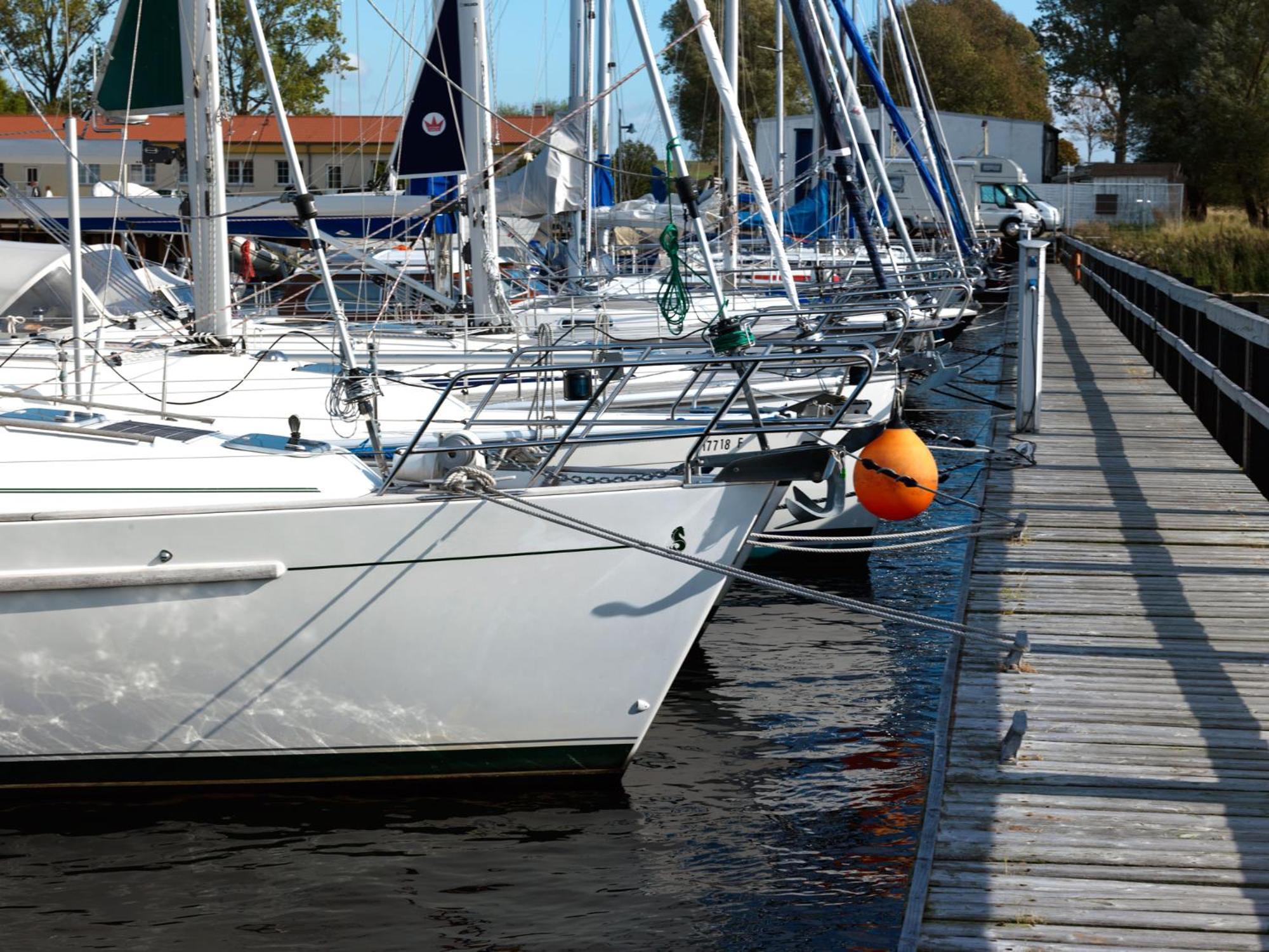 Residenz Am Yachthafen Windspiel Apartamento Kirchdorf  Exterior foto